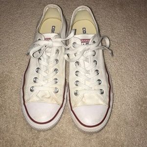 Low top white converse